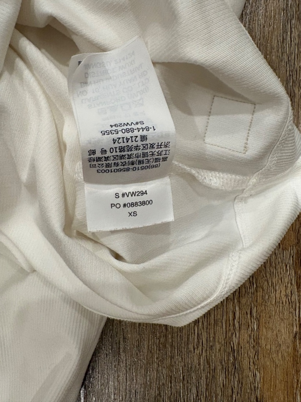 VUORI Ribbed Crop Half Zip Long Sleeve Top - White / Off-White [XS] - Picture 3 of 4